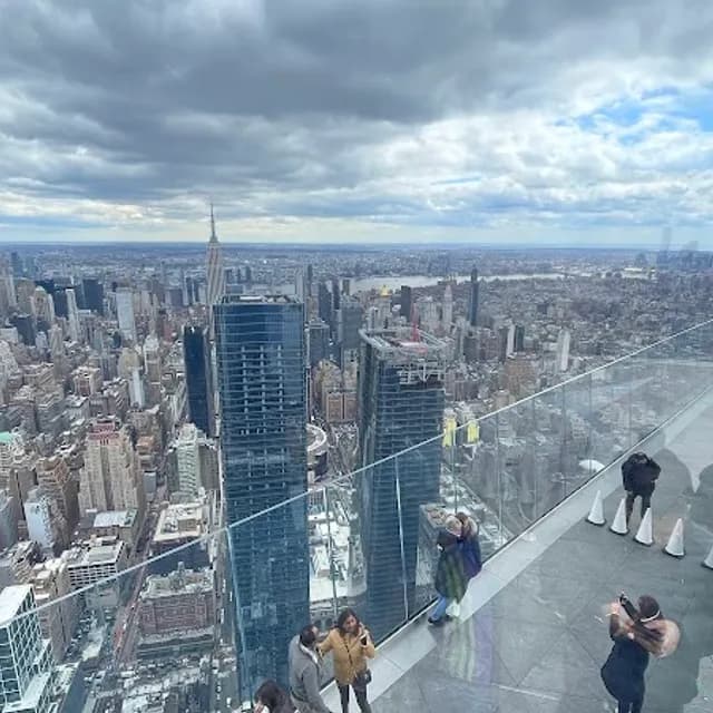 Edge at Hudson Yards — 1-1.5 hours pre-cruise activity near Manhattan Cruise Terminal