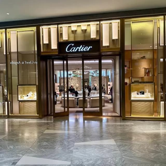 Hudson Yards Shopping — 1-2 hours pre-cruise activity near Manhattan Cruise Terminal