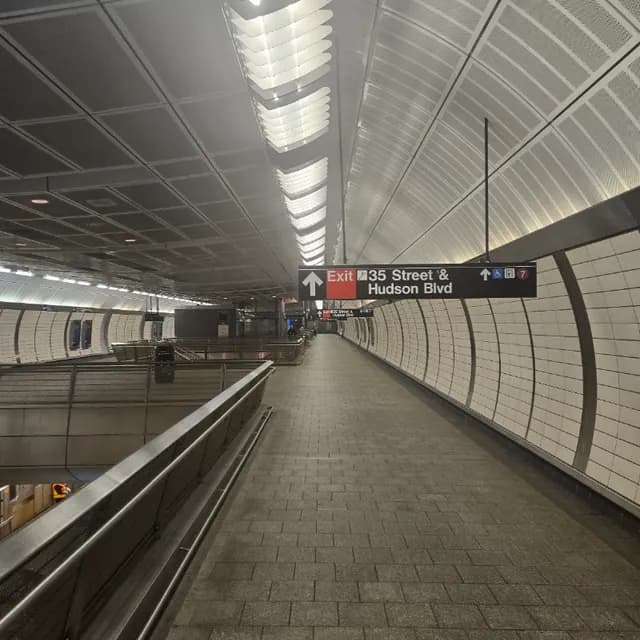 Ride the NYC Subway — 30-45 min pre-cruise activity near Manhattan Cruise Terminal