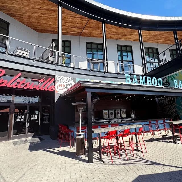 Splitsville — Channelside — 1-2 hours pre-cruise activity near Port Tampa Bay