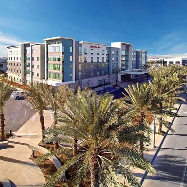 Hampton Inn Long Beach Airport near Port of Long Beach