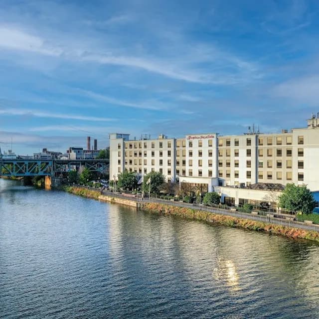 Hampton Inn & Suites Newark-Harrison-Riverwalk near Cape Liberty Cruise Port