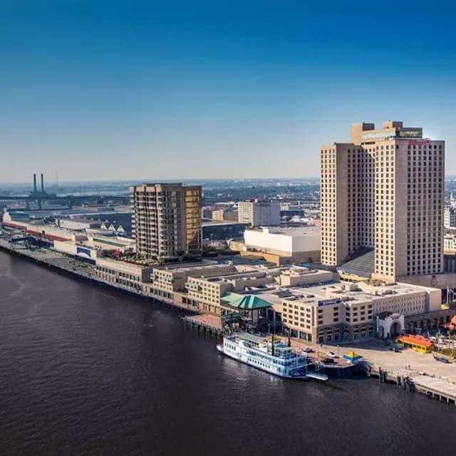 Hilton New Orleans Riverside near Port of New Orleans