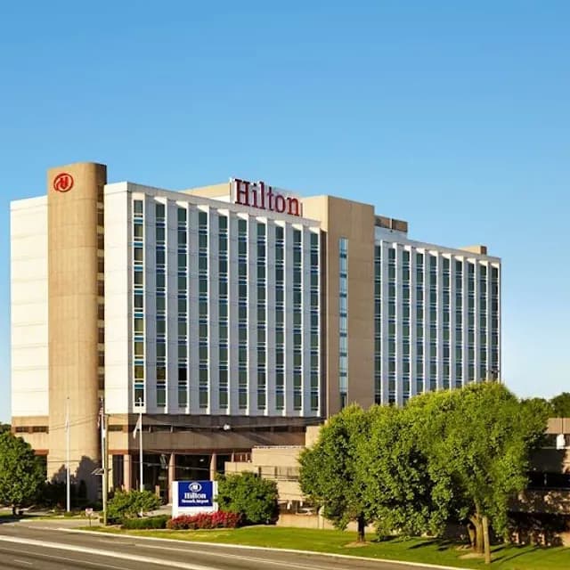 Hilton Newark Airport near Cape Liberty Cruise Port