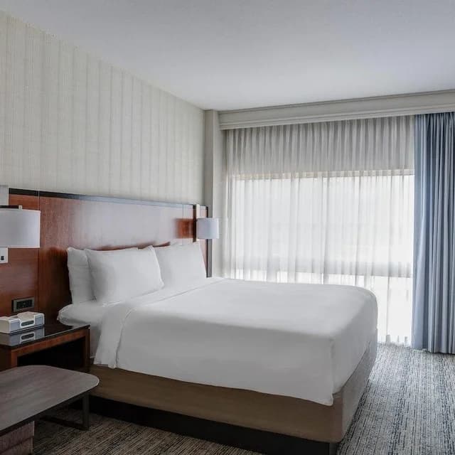 Houston Airport Marriott at George Bush Intercontinental near Port of Galveston