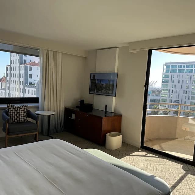 Marriott Long Beach Downtown near Port of Long Beach