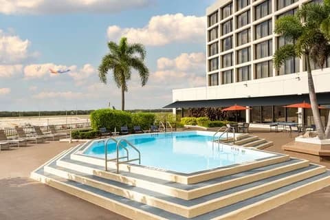Tampa Airport Marriott near Port Tampa Bay