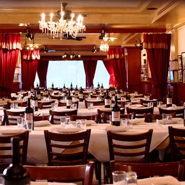 Carmine's — Times Square near Manhattan Cruise Terminal