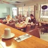 The New Lighthouse Caffe — American Breakfast 12 min from port from Port Everglades cruise terminals